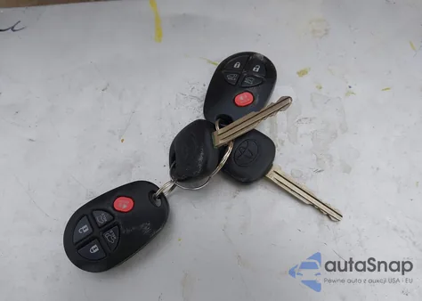 2011 Toyota Highlander Se V6 из США, поврежденный, VIN 5TDBK3EH0BS063098